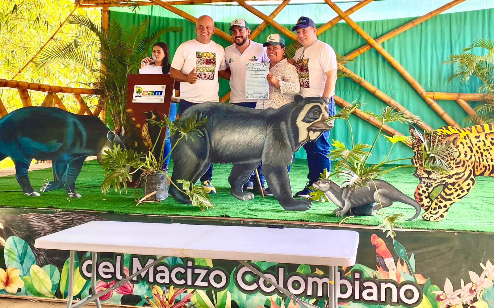 La ESE Manuel Castro Tovar recibió reconocimiento por su contribución al cuidado del medio ambiente