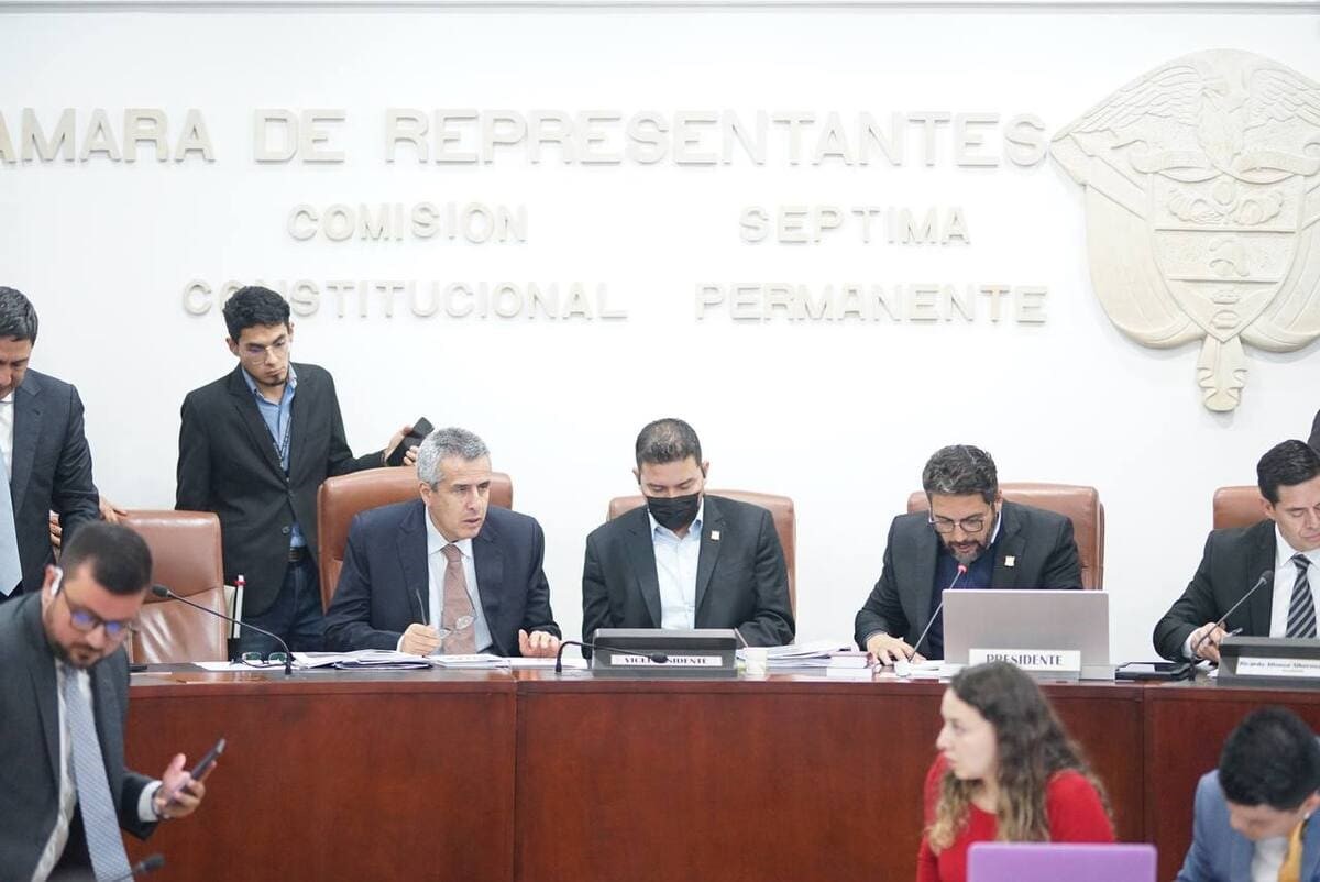 Artículo 70 de la reforma a la salud generó polémica en la plenaria