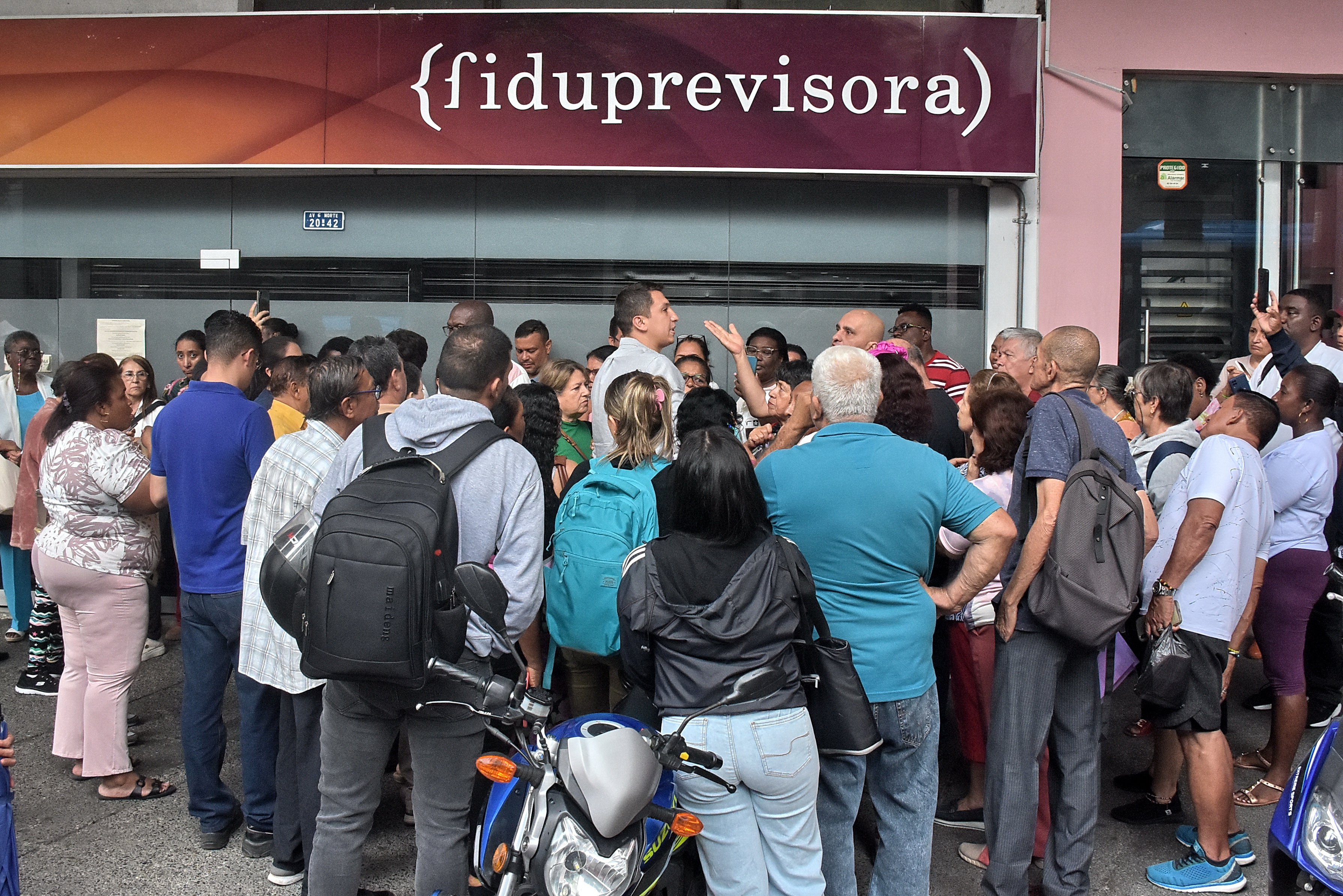 [AUDIO] Sistema de salud para profesores estaría en riesgo