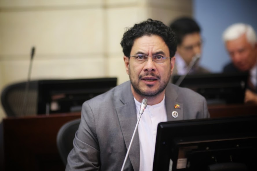 Proyecto de ley por el delito de “Obstrucción a la Paz”.