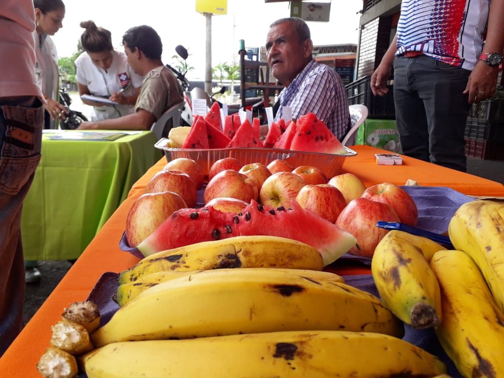 [AUDIO] Aumenta demanda de compra de alimentos, debido al paro camionero