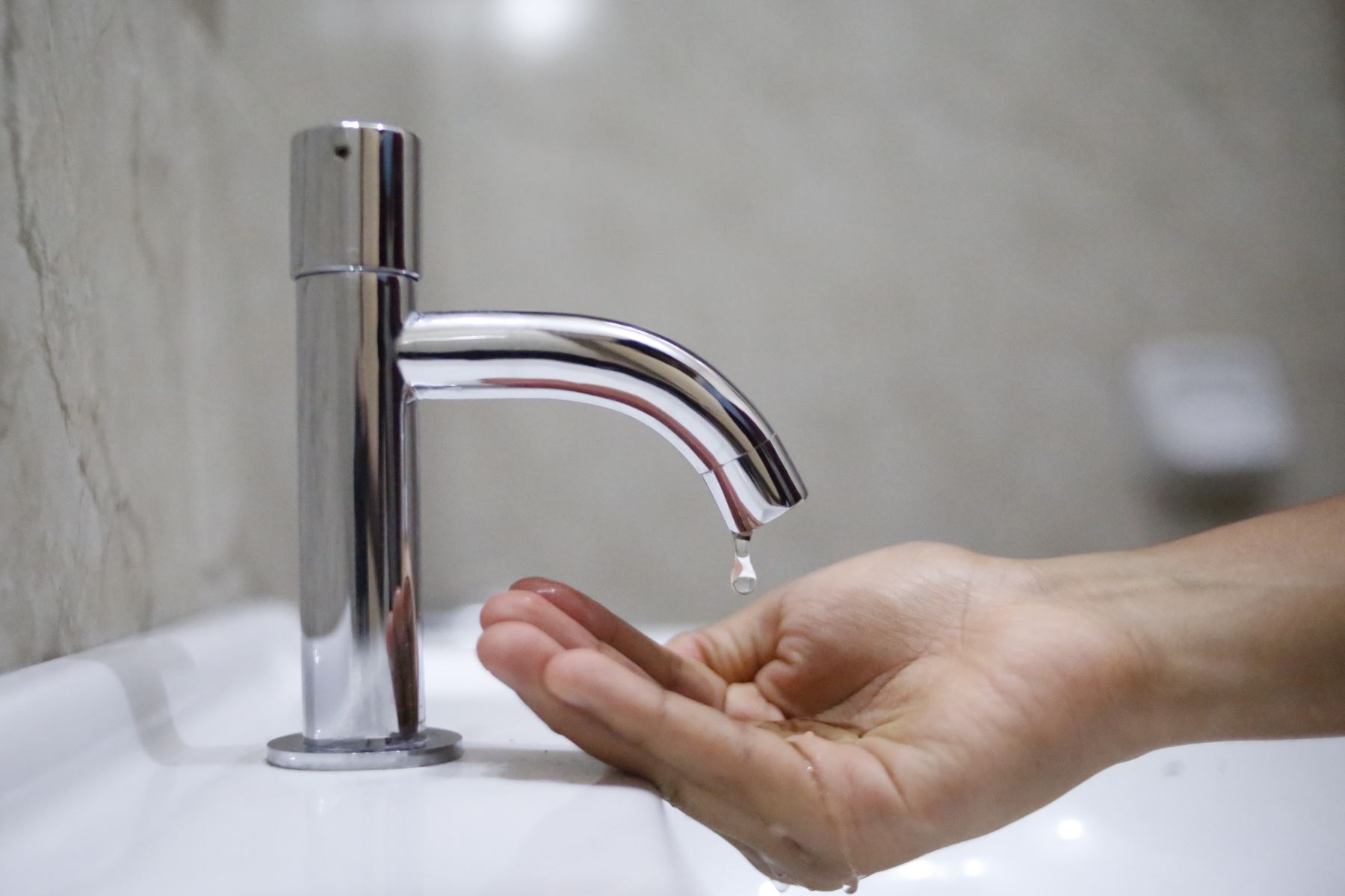 Habrá corte de agua potable en Florencia.