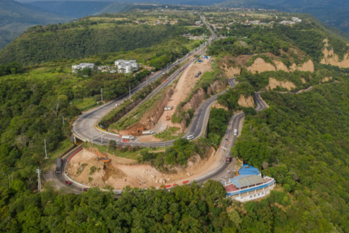 Avances Notables en Proyecto del Tercer Carril de la vía Bogotá-Girardot