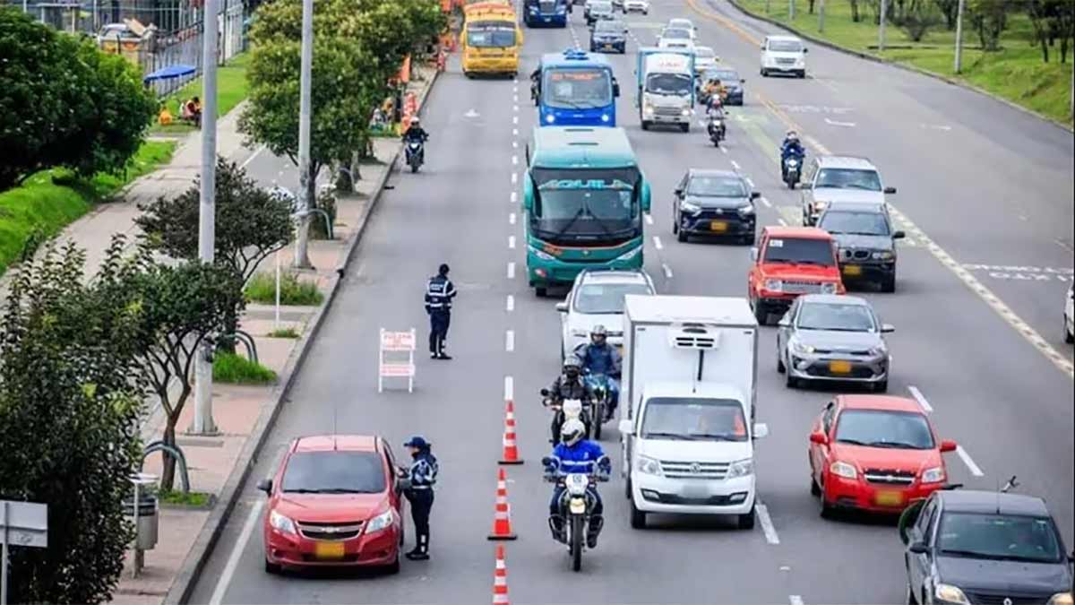 Alrededor de 150 mil vehículos transitaron en el puente festivo de Reyes