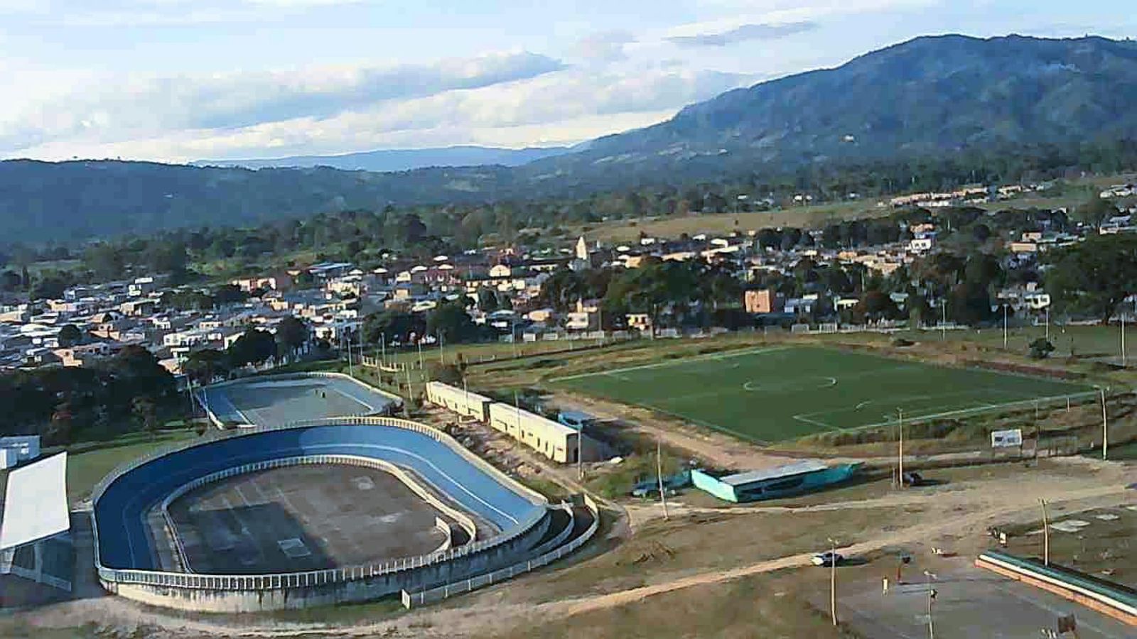 Se realizaran obras complementarias en la cancha sintética de la Villa Olímpica de Pitalito