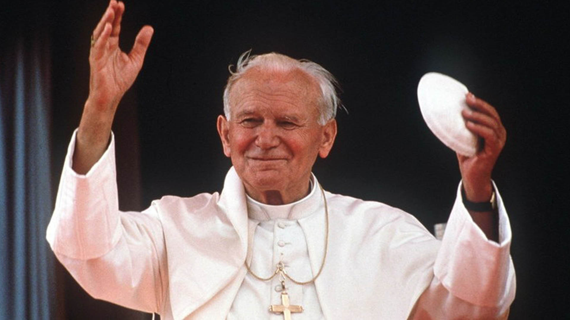 Iglesia polaca defiende a Juan Pablo II