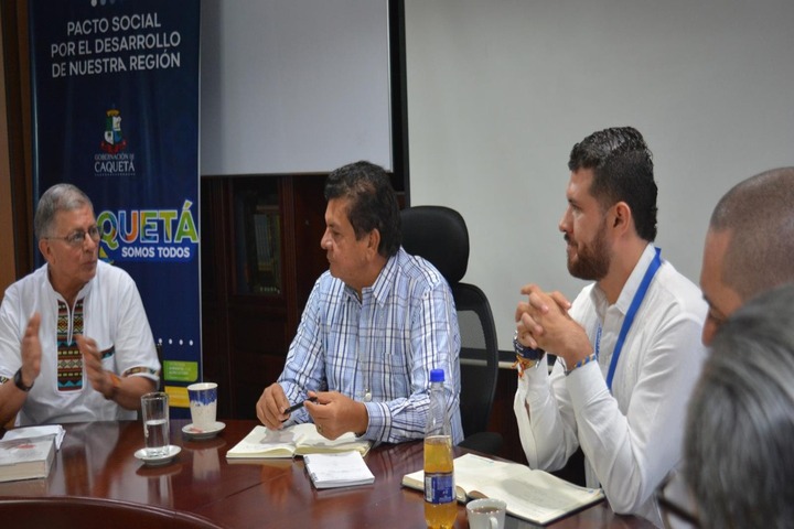 Gobernador del Caquetá se reunió con delegados de ex farc