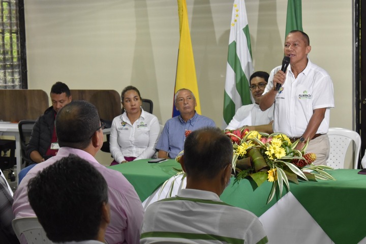 Alcalde de Florencia inauguró oficina de catastro multipropósito.