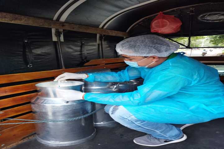 Secretaría de salud aplica controles sanitarios a distribuidores de leche cruda