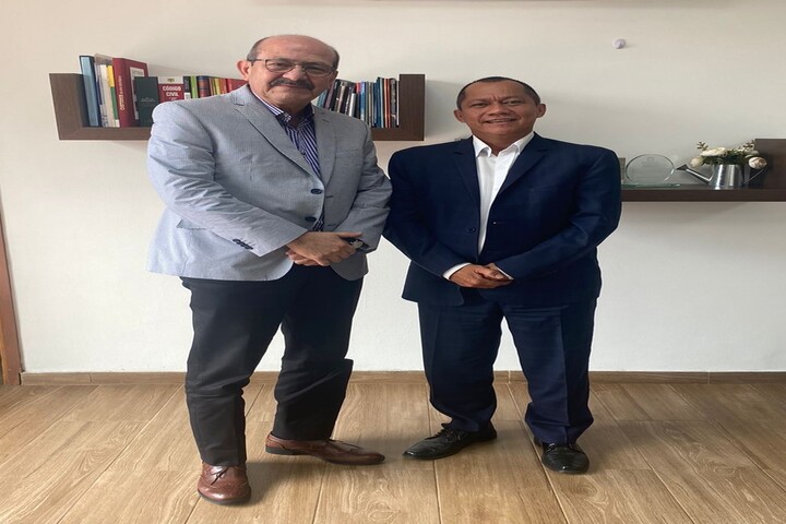 Superintendente de notariado y registro comprometido con Florencia en sus 120 años