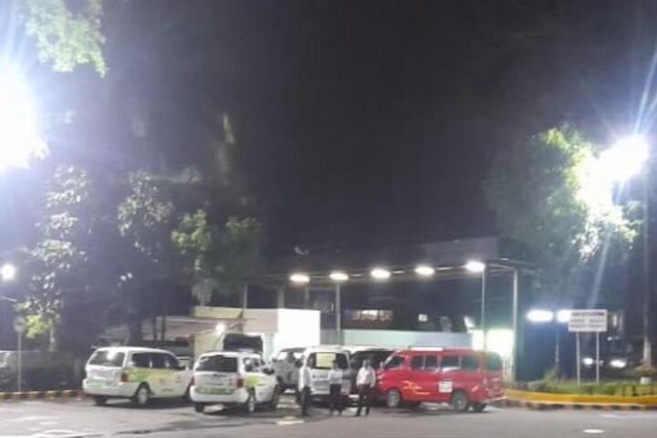 Taponamiento en la terminal de transportes de Florencia