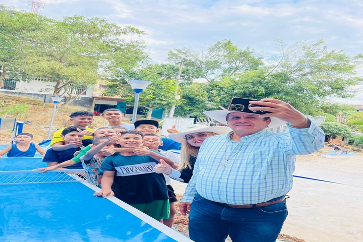 Gobernación de Caquetá entrego parque biosaludables en florencia