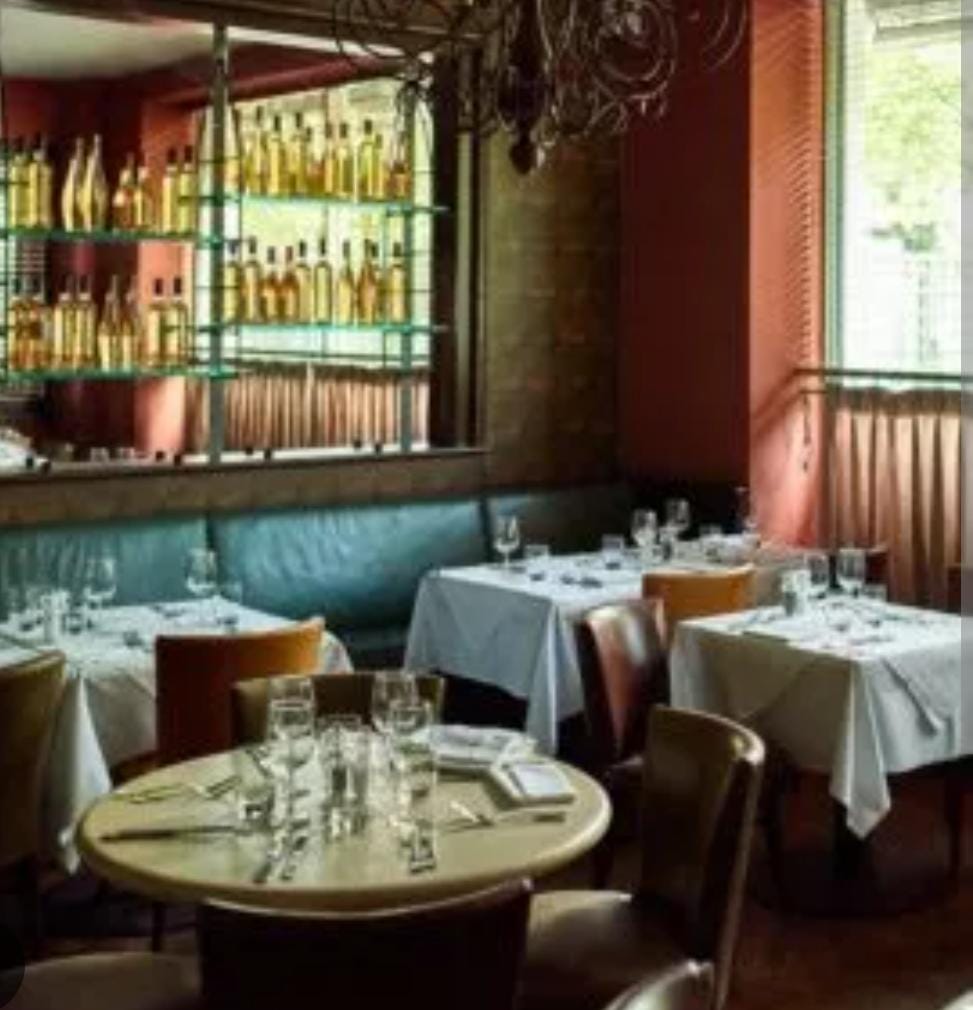 ¿Qué quiere, hijue...?": restaurante trata a las malas a clientes y es furor en Colombia