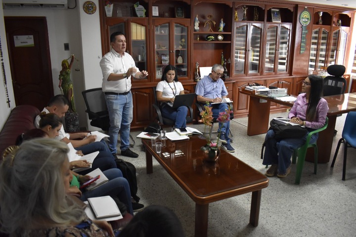 Se realizó la primera mesa del plan de gestión integral de residuos sólidos en Florencia