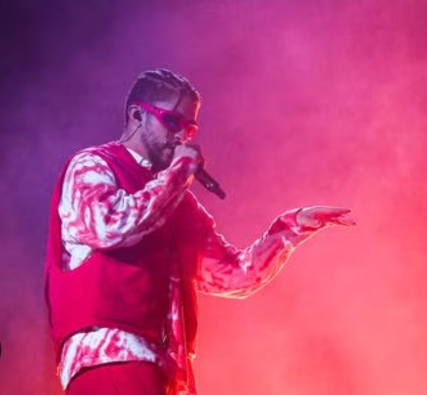 "Todos quieren ser latinos, pero les falta sazón": el 'vainazo' de Bad Bunny en los Grammy