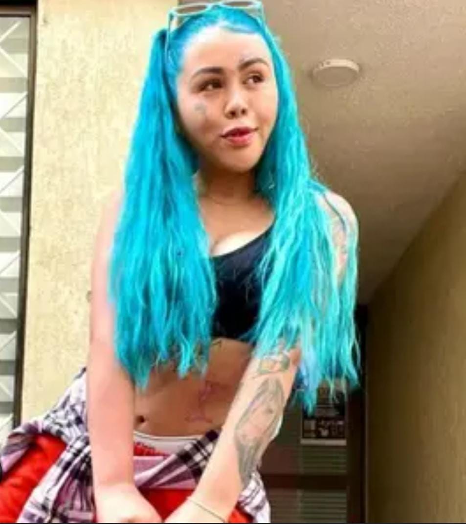 Yina Calderón se dejó ver sin peluca, pero fans pillan detalle de que foto podría ser vieja