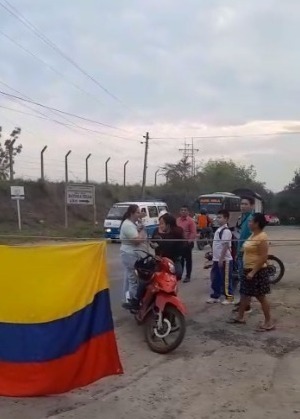Bloqueos en la vía Neiva - Fortalecillas