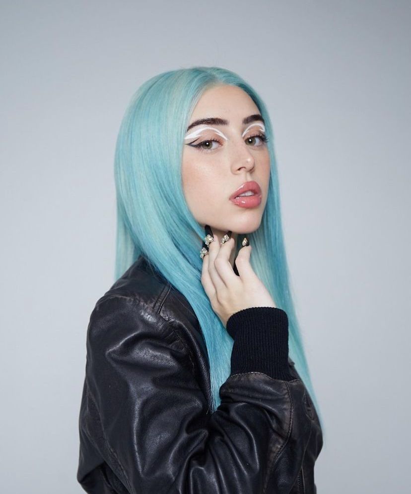 Nicki Nicole presenta su nuevo sencillo, "No voy a llorar"