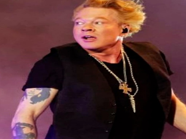 Axl Rose como un “parroquiano” más en Medellín