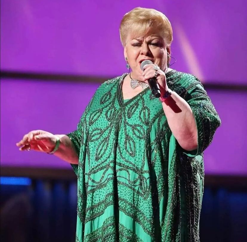 ¡En silla de ruedas!, se encuentra paquita la del barrio.