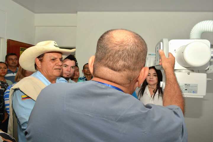 Centro de salud de curillo cuenta con moderno servicio de rayos X