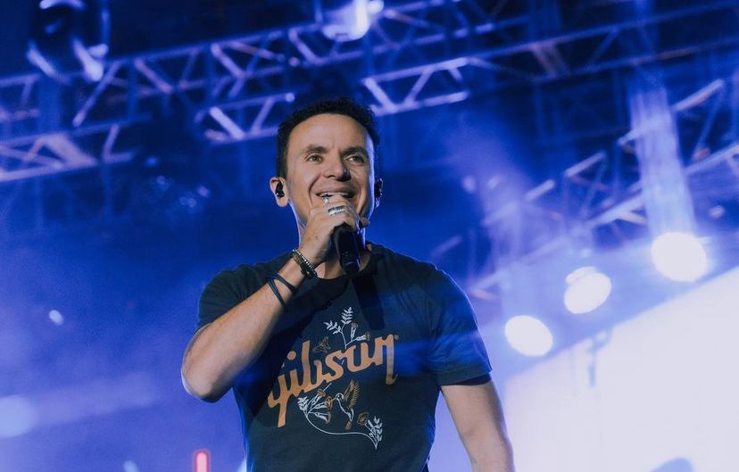 Fonseca conmemora sus 20 años de carrera musical con el álbum “Viajante Tour”