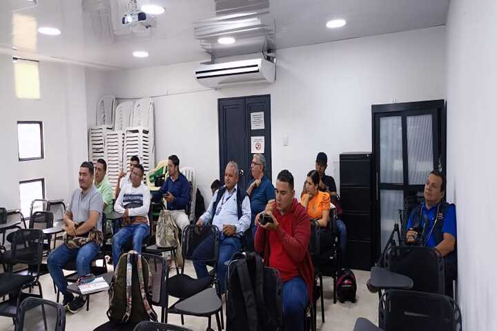 Salud municipal socializa con medios de comunicación campaña “soy valiente”