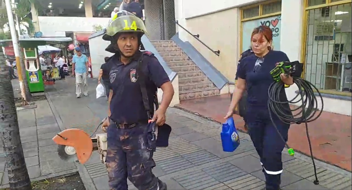 Rescate de dos personas en Neiva