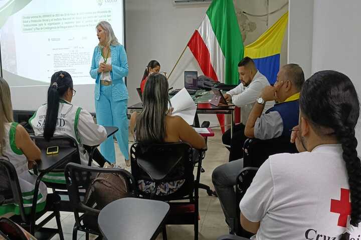 Vamos todos contra el dengue en florencia