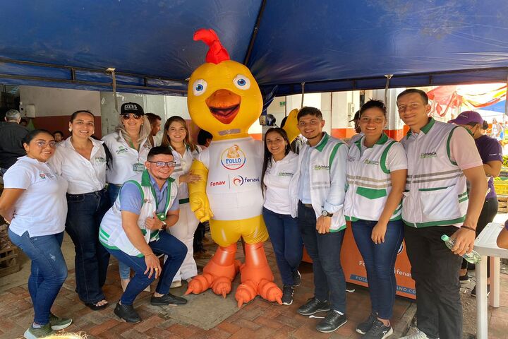Secretaria de salud municipal fomenta el consumo de pollo