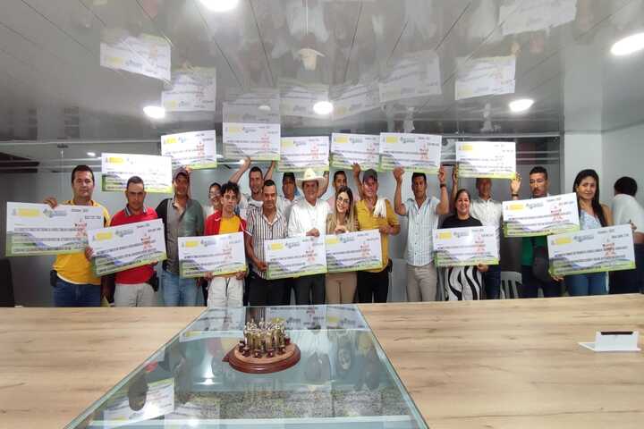 Convenios solidarios mejoraran mantenimiento de vías terciarias