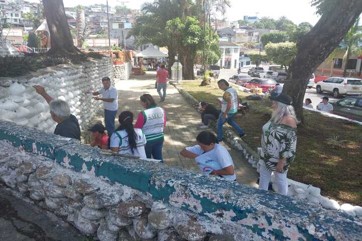 Alcaldía adelanto jornadas de limpieza y embellecimiento de parques