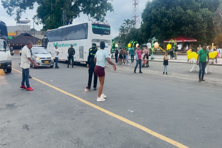 Policía nacional “siempre presentes” protegiendo la seguridad vial en Caquetá