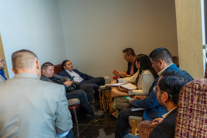 Alcalde de Florencia encabezó visita a Bogotá para gestionar recursos