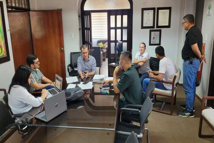 Uniamazonia abrió espacio para atender inquietudes de liquidaciones académicas