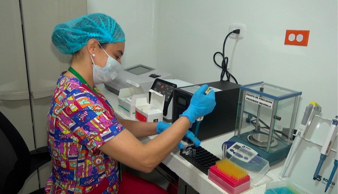 En “líos” laboratorio departamental de salud.