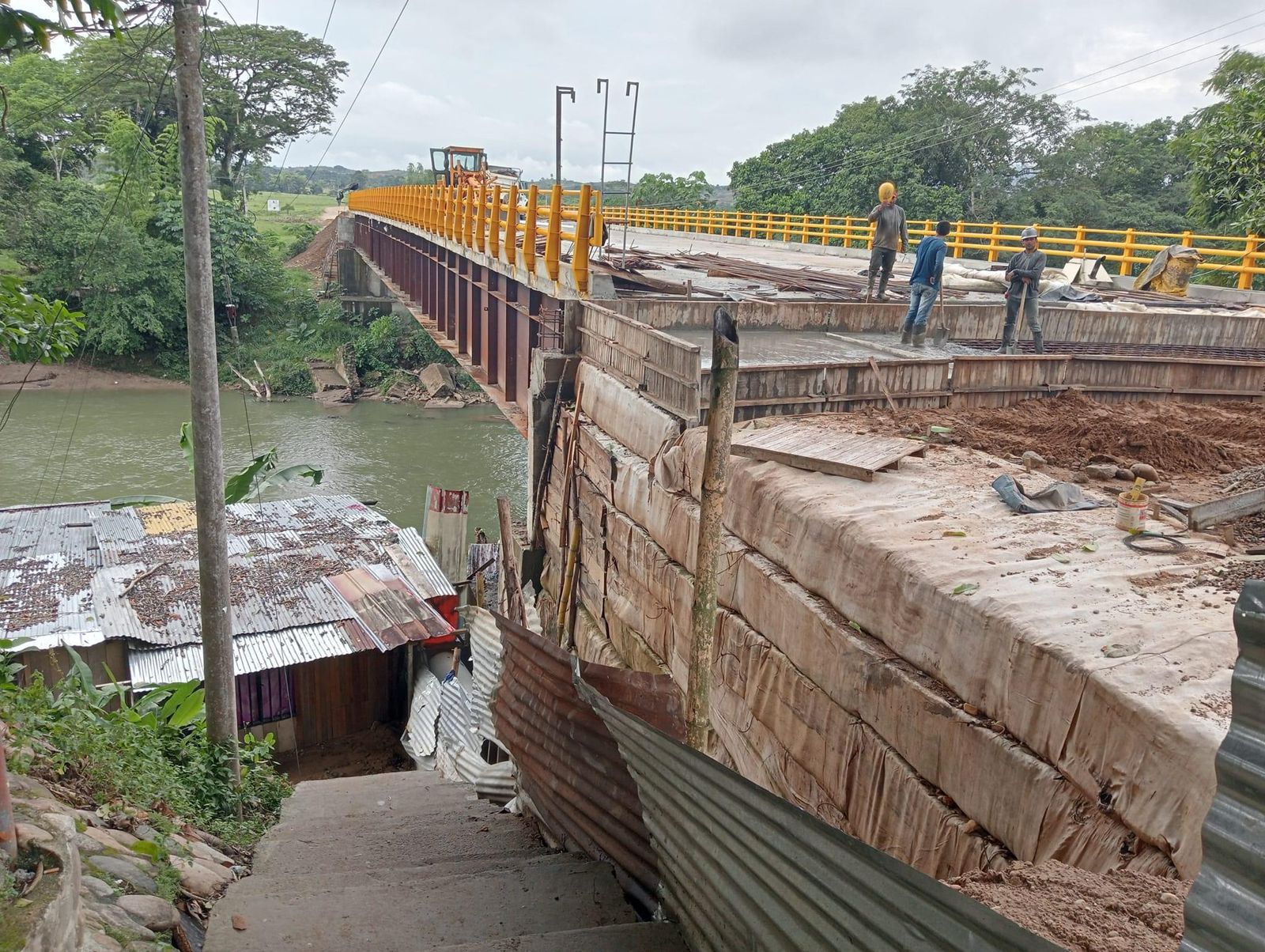 Obras en “Puente López”, avanzan en un 96%.