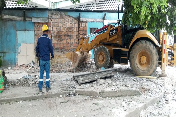 Inicio proceso de recuperación del espacio público en florencia