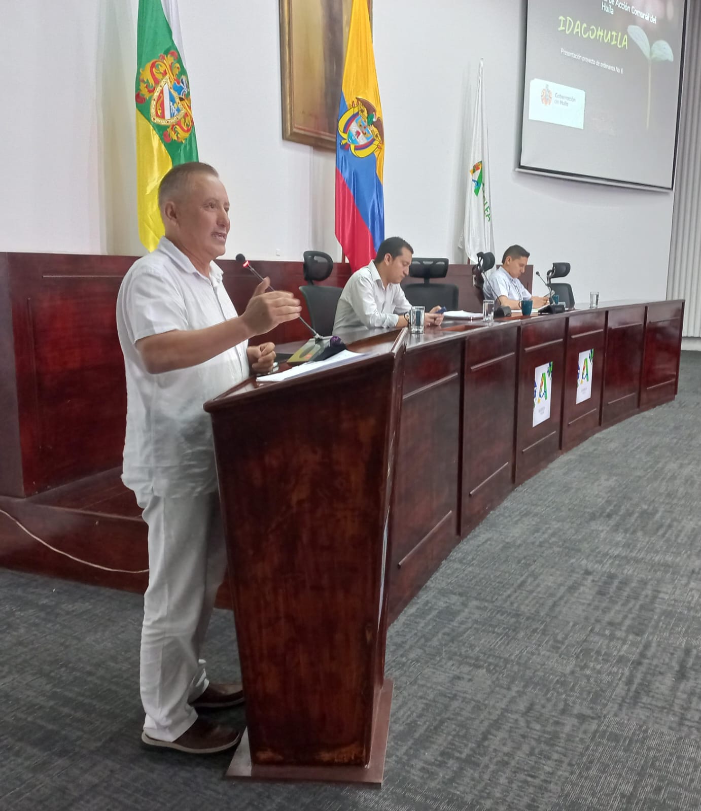Proponen crear Instituto de Acción Comunal