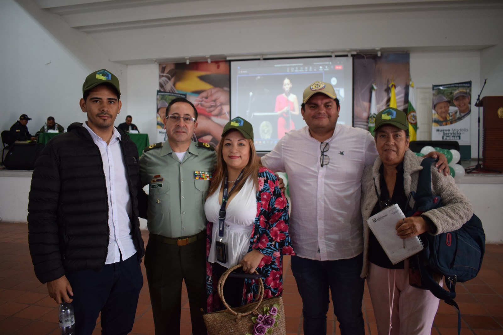 Nuevo modelo de servicio de Policía orientado a las personas y los territorios