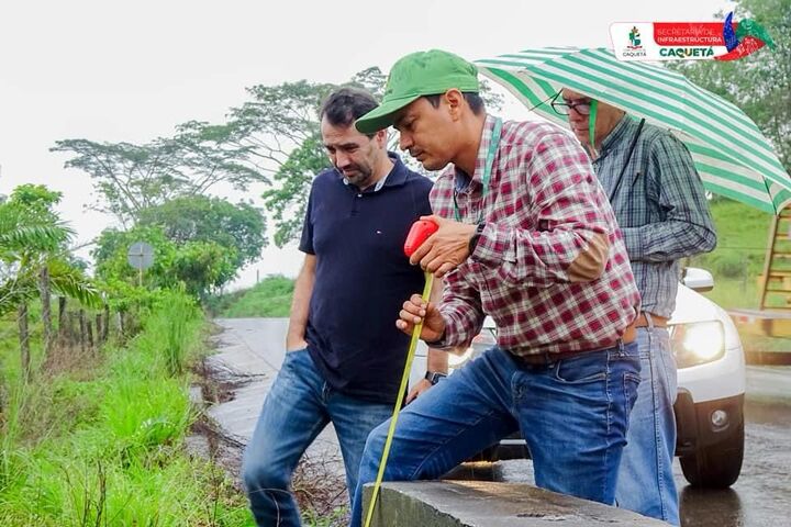 Gobernación de Caquetá avanza en la pavimentación vía Morelia-Valparaíso