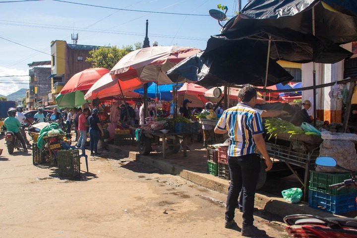 Jornada de aseo y recuperación del espacio público en la Plaza de Mercado La Concordia
