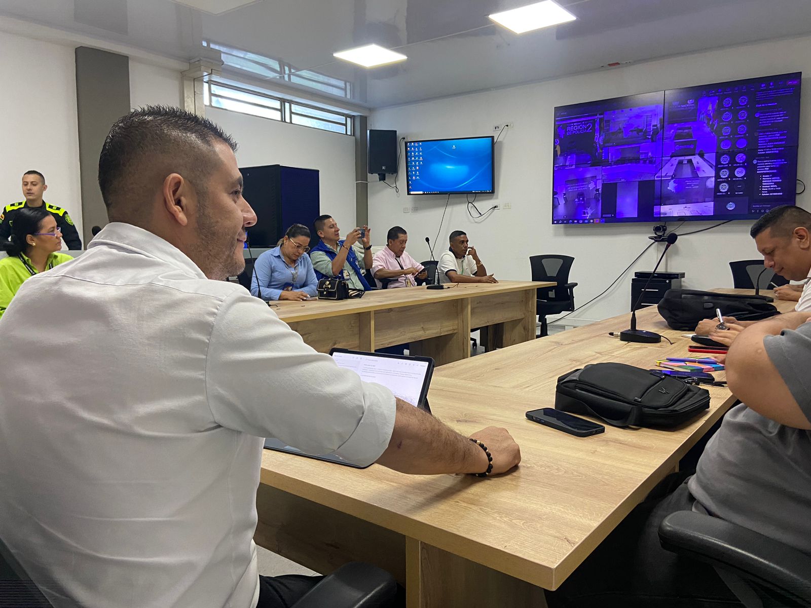 Comisionado para la Paz en consejo de seguridad.