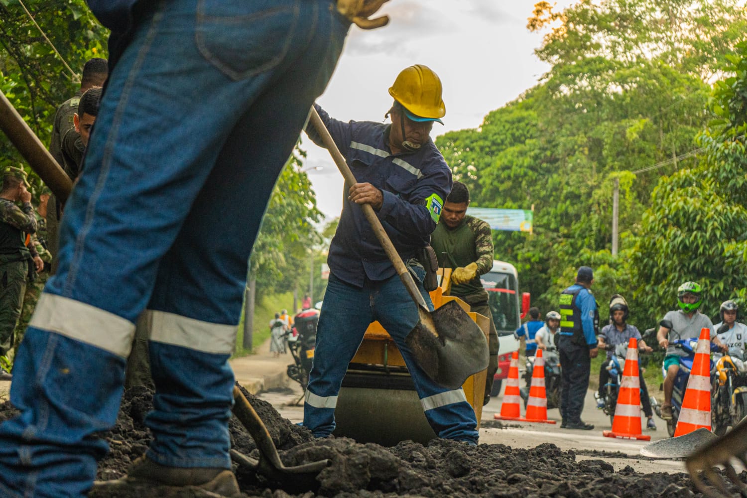 Se conocen avances del ´plan de mejoramiento vial´ en Florencia.