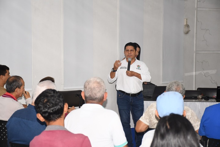 Inicia socialización y capacitación a ediles, presidentes de junta y corregidores De Florencia