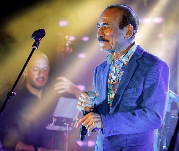 Gran homenaje a Charlie Aponte por sus 50 años de vida artística