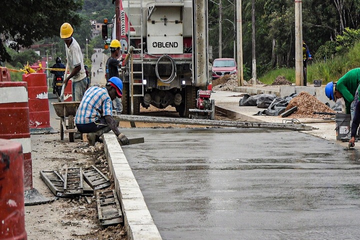 Gobernación del Caquetá anuncia adición presupuestal para la doble calzada en Florencia