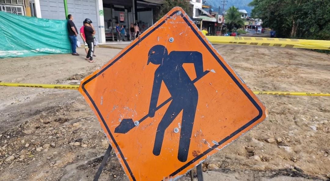 Suspenden trabajos de mantenimiento vial en Florencia.