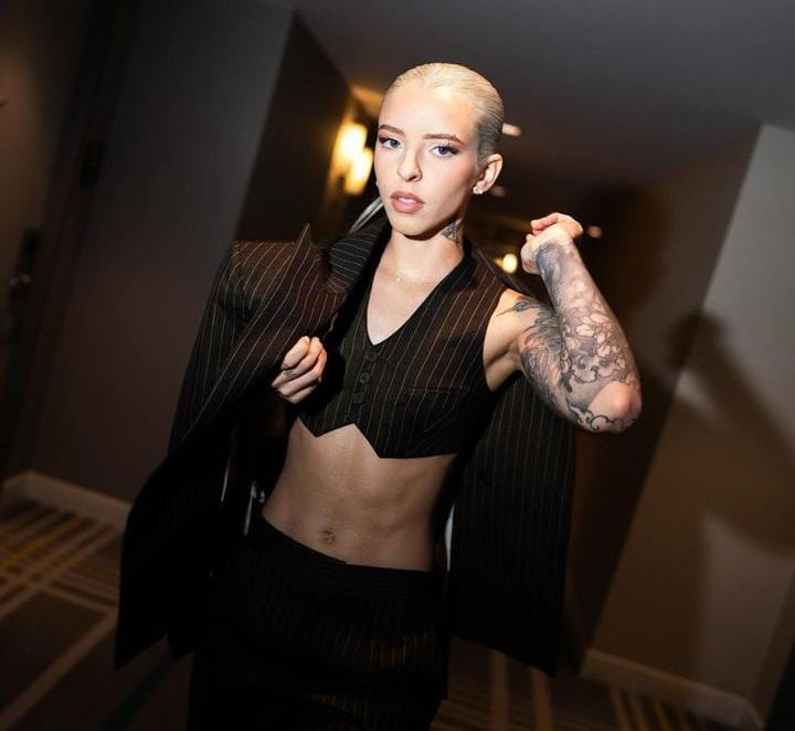 Young Miko impacta con su nueva gira "XOXO"