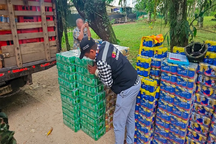 Éxito En Aprehensiones De Licores y Cigarrillos De Contrabando